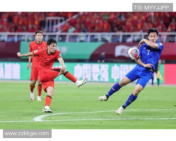 中国未来足球星崛起 揭示新一代球员的成长轨迹与潜力分析 中国未来足球星崛起 揭示新一代球员的成长轨迹与潜力分析